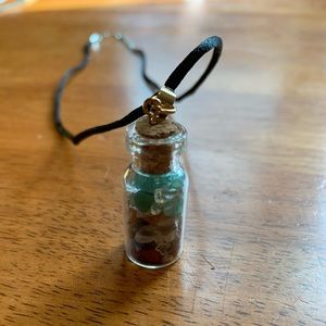 handmade-stone-filled cork bottle necklace🌞